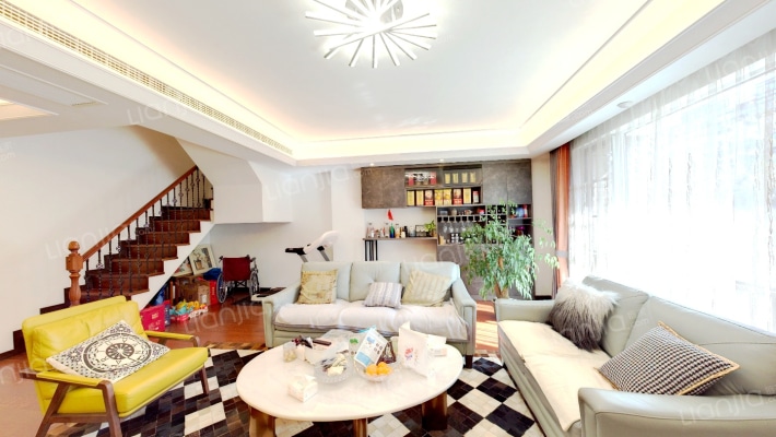 官山望二手房实景图