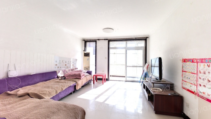 蓝天花园二手房实景图