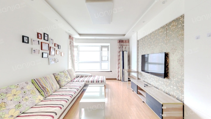 万裕龙庭水岸二手房实景图