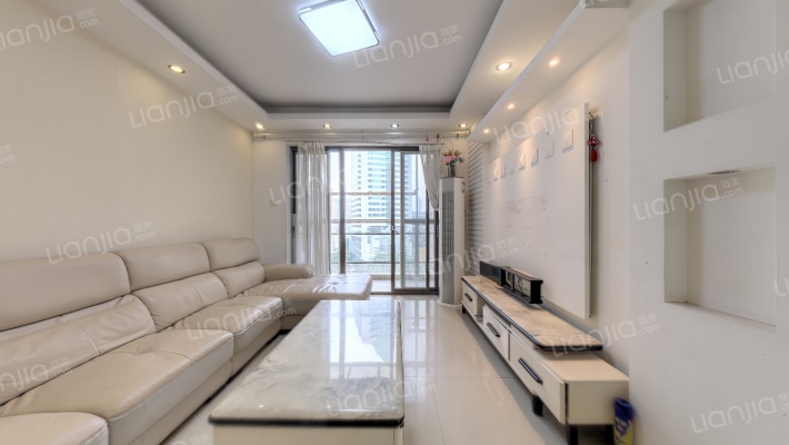 信和自由广场二手房实景图