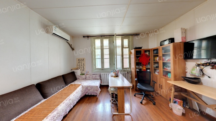 华卫里二手房实景图