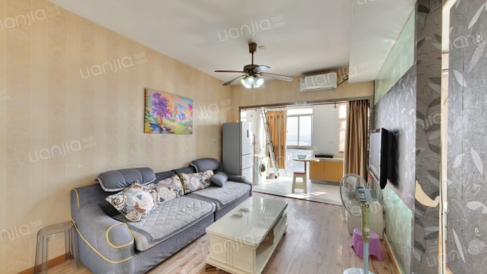 名流人和天地三期二手房实景图