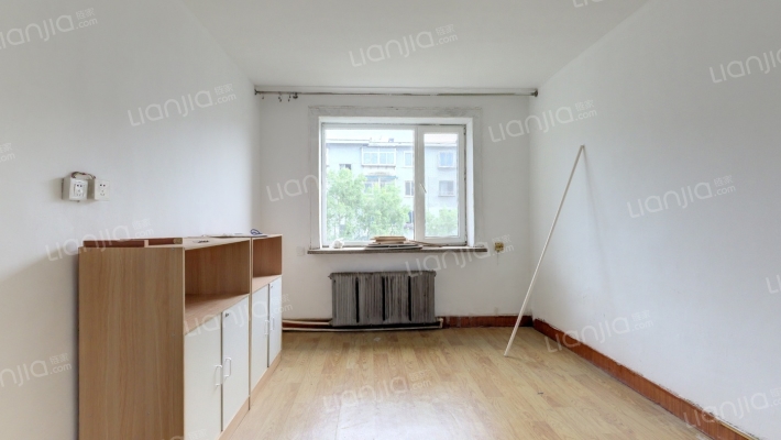 新航社区二手房实景图