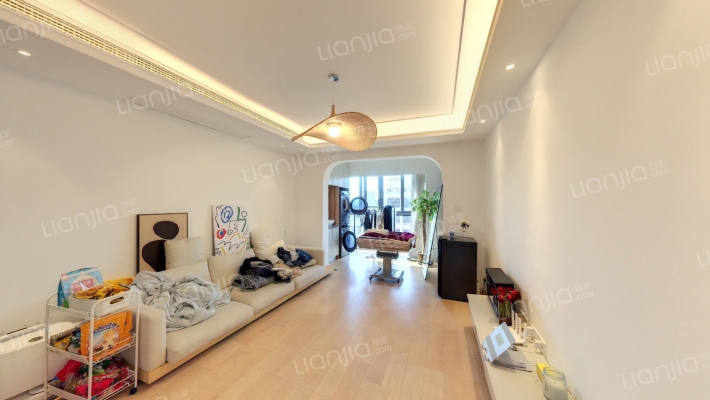 香岸华庭二手房实景图