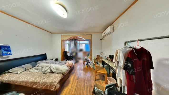 恒达公寓二手房实景图