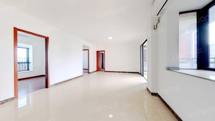 天琴湾花园二手房实景图