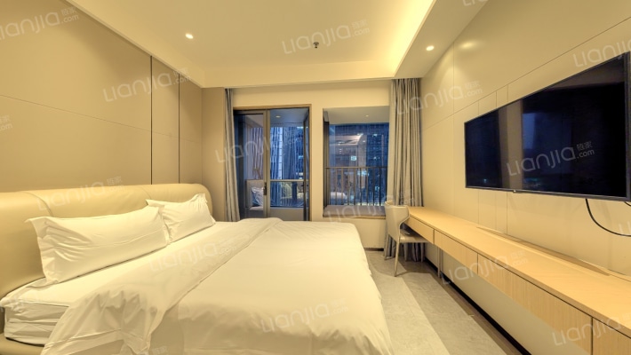 招商前海·领尚公馆二手房实景图