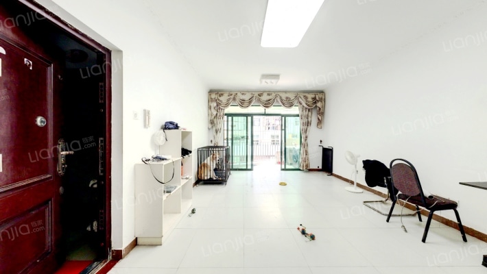 泰富华庭二手房实景图