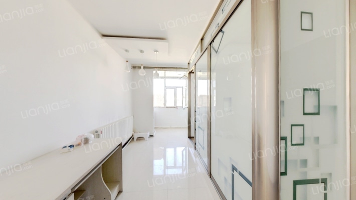 一汽32街区二手房实景图