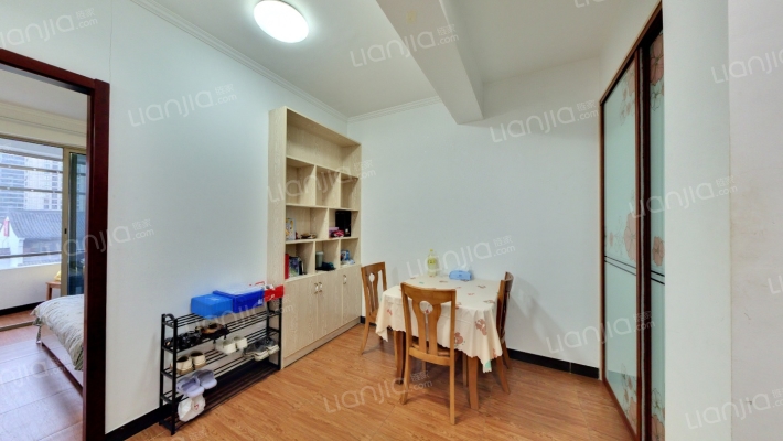 绿城·百合公寓(南区)二手房实景图