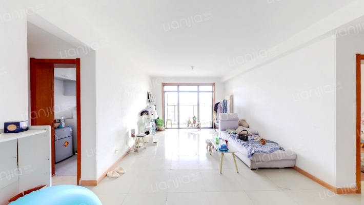 昆泉天籁村二手房实景图