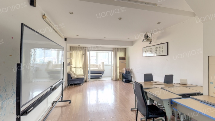 管委会宿舍二手房实景图