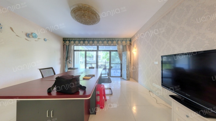 泰达比华利山庄二手房实景图