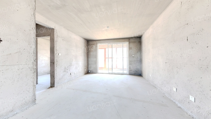 鸿锦凤凰新城二手房实景图