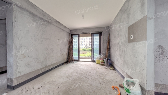 融创文旅城御辉二手房实景图