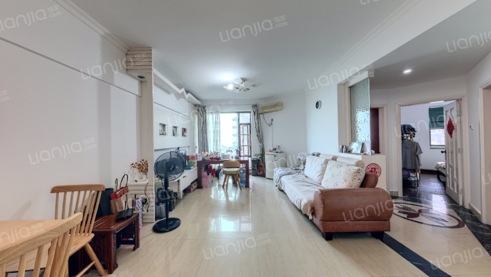 海湾花园二手房实景图