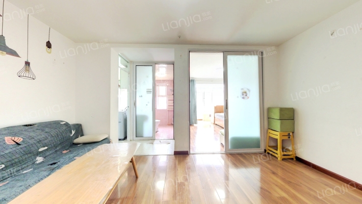 兰园二手房实景图