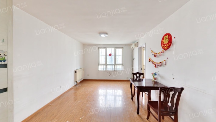 双合家园C区二手房实景图