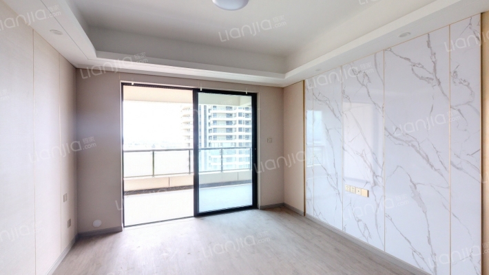 清凤滇池美岸二手房实景图