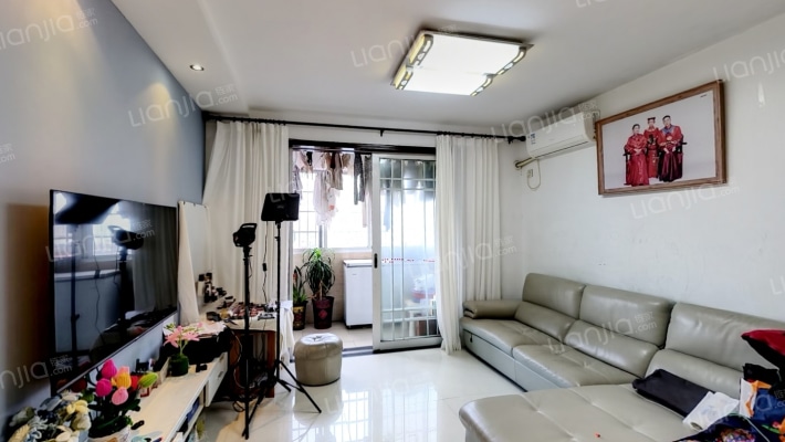 中建彩虹阁二手房实景图