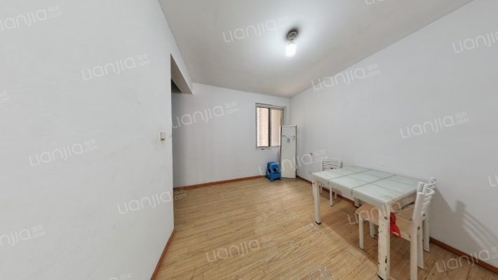 龙岸花园幸福苑二手房实景图