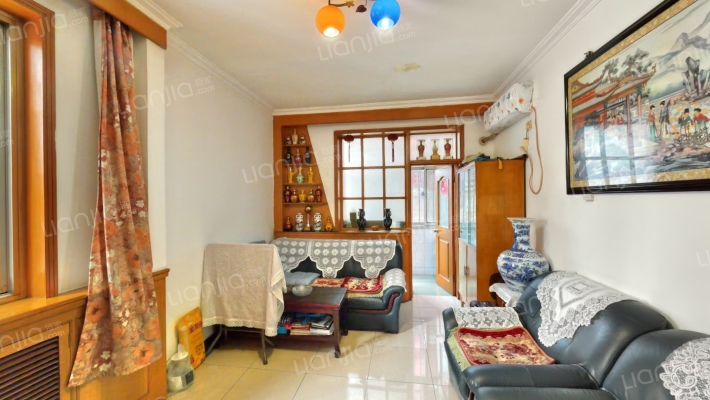 邮局宿舍二手房实景图