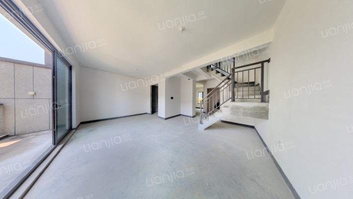 圆尊府二手房实景图