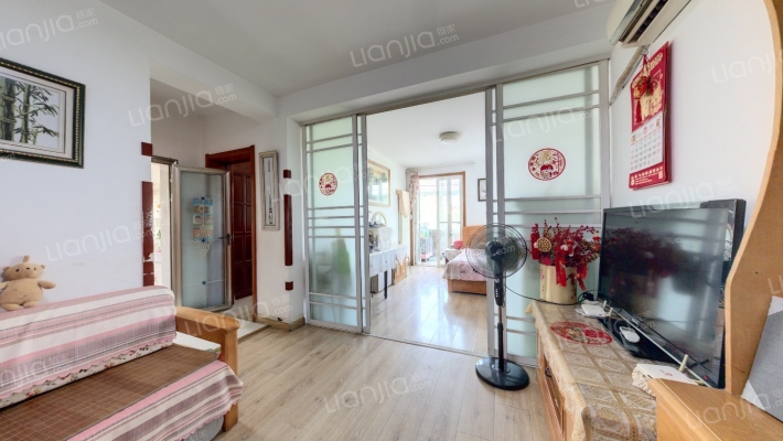 水清沟二小区二手房实景图