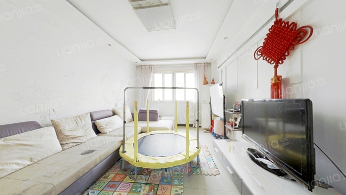 银丰家园泰铭楼二手房实景图