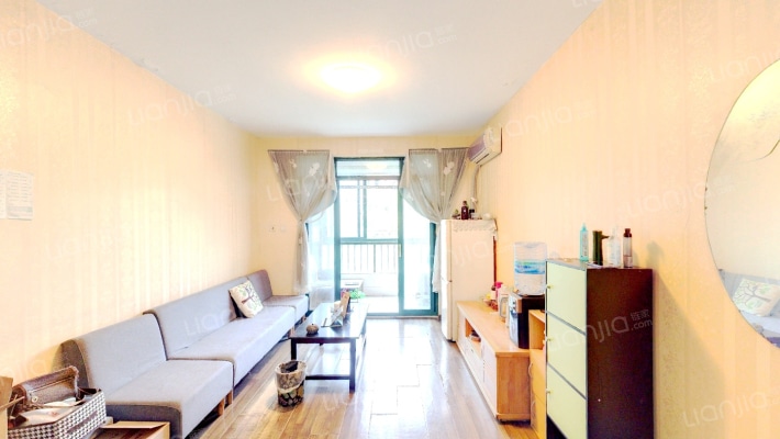 虹梅佳苑二手房实景图