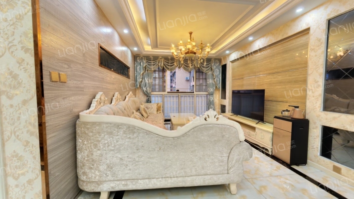 外滩星空二手房实景图