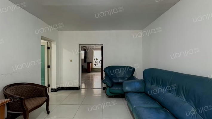 联通碧波小区二手房实景图