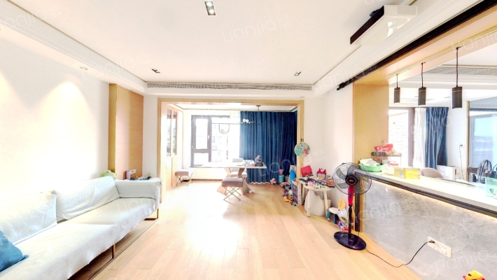 橡树公园二手房实景图