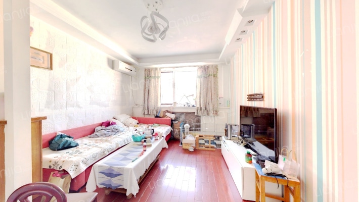 新华公寓二手房实景图