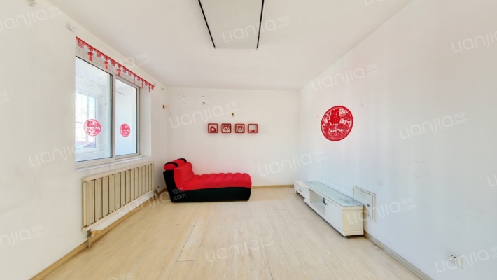 水木天成依湖园二手房实景图