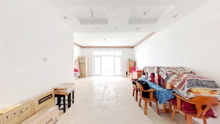 世纪之星小区二手房实景图