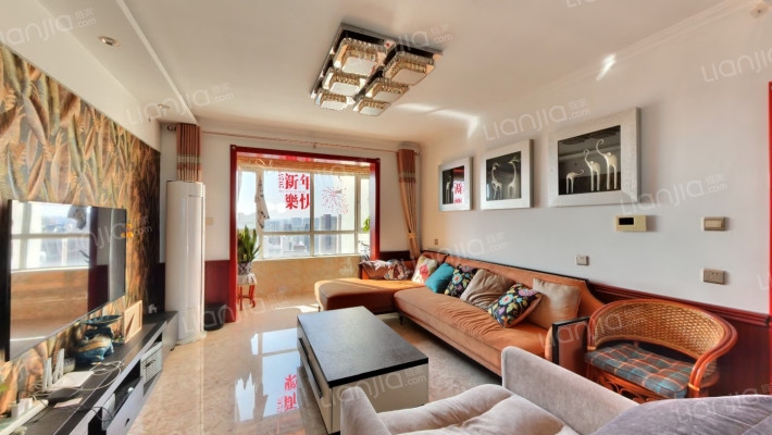 博雅盛世E区二手房实景图