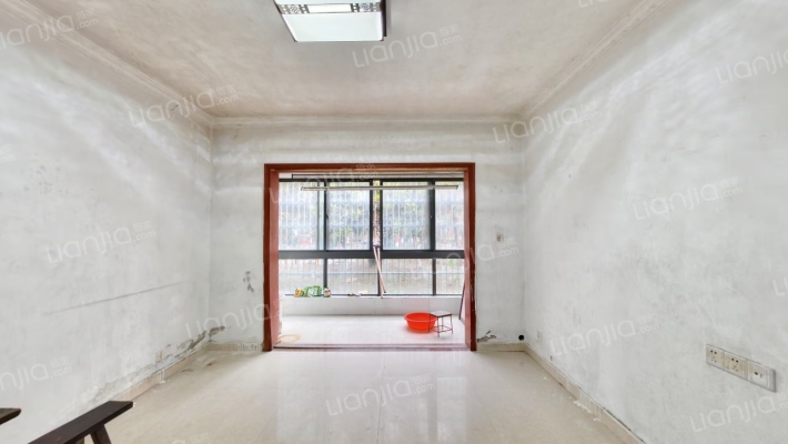 水岸佳苑B区二手房实景图