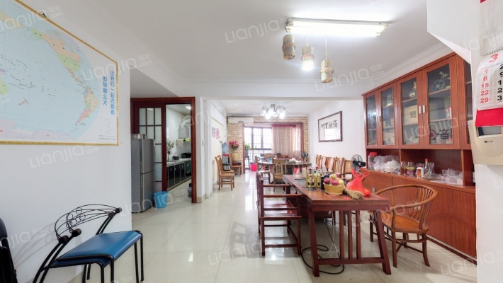 东长小区二手房实景图