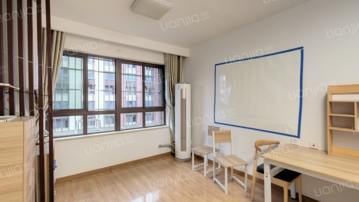 文一名门学府里二手房实景图