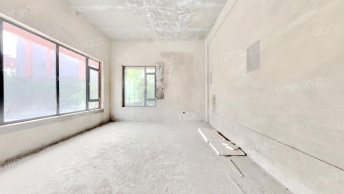 太阳世家枫桦居二手房实景图