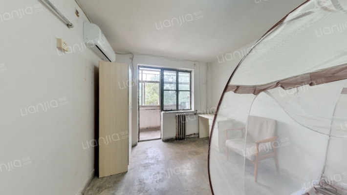 六一幼儿园家属楼二手房实景图