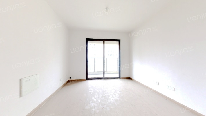 蔚蓝四季二手房实景图