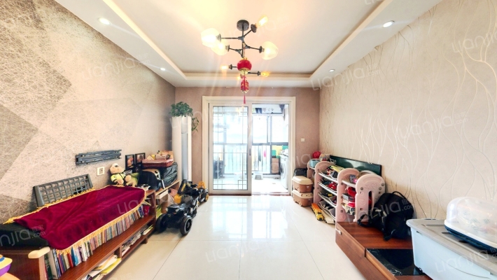 招商依山郡二手房实景图