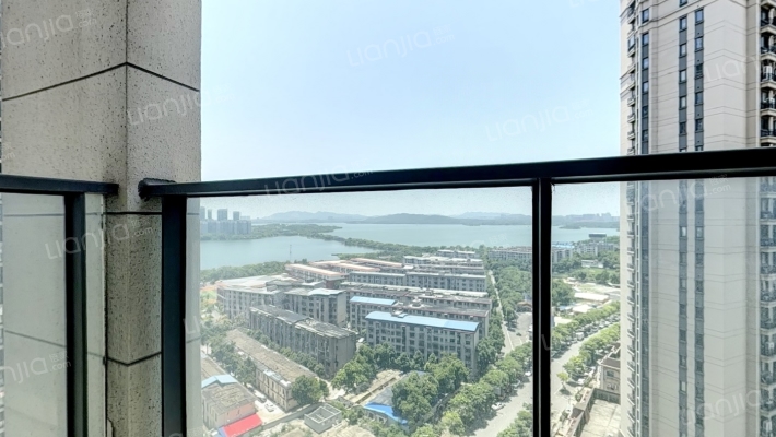 环球中心一期B区二手房实景图