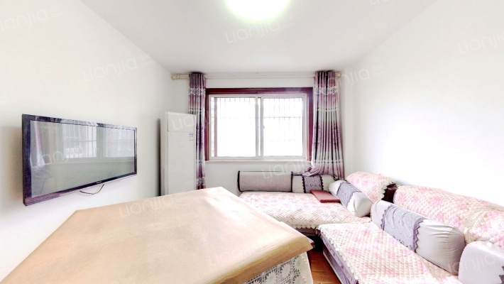 公园佳苑北区二手房实景图