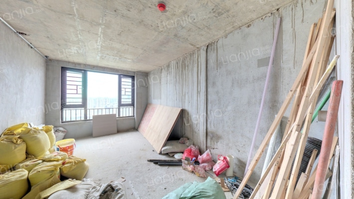 建发央著二手房实景图