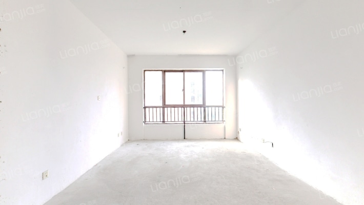 凯旋华府二手房实景图