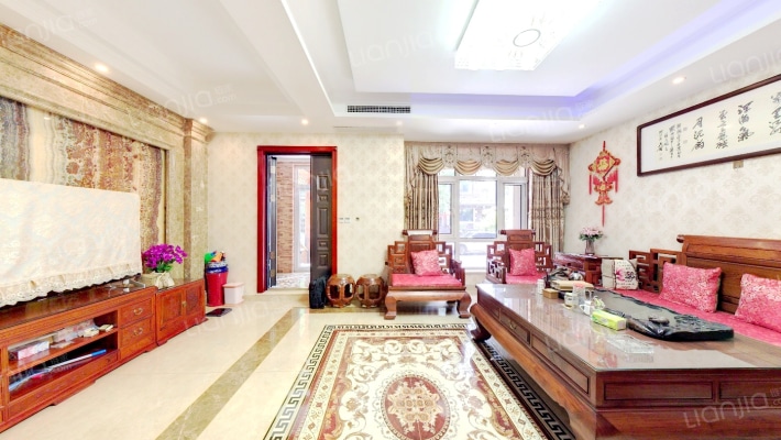 孔雀城英国宫1期二手房实景图