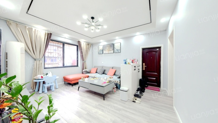 桐梓林小区二手房实景图